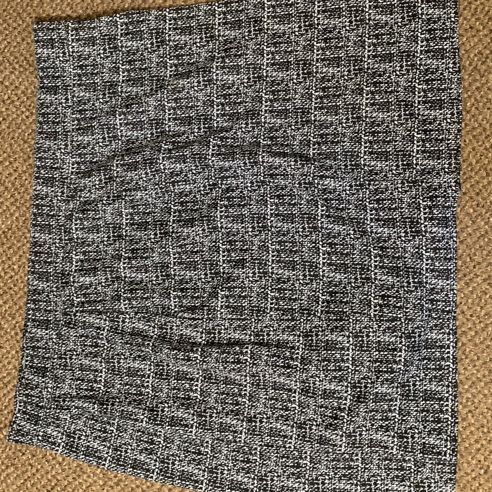 26/28 Avenue skirt